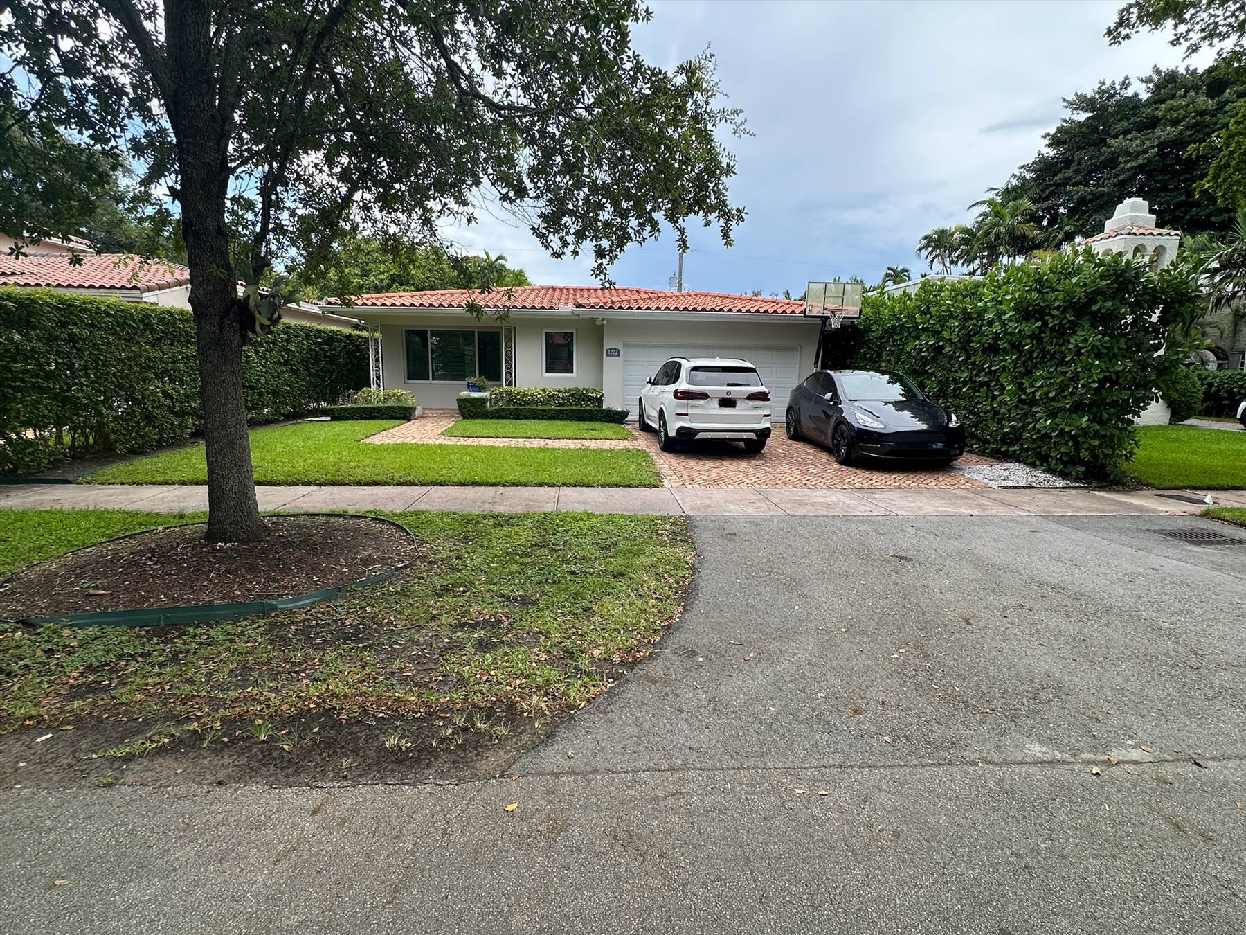 main property photo