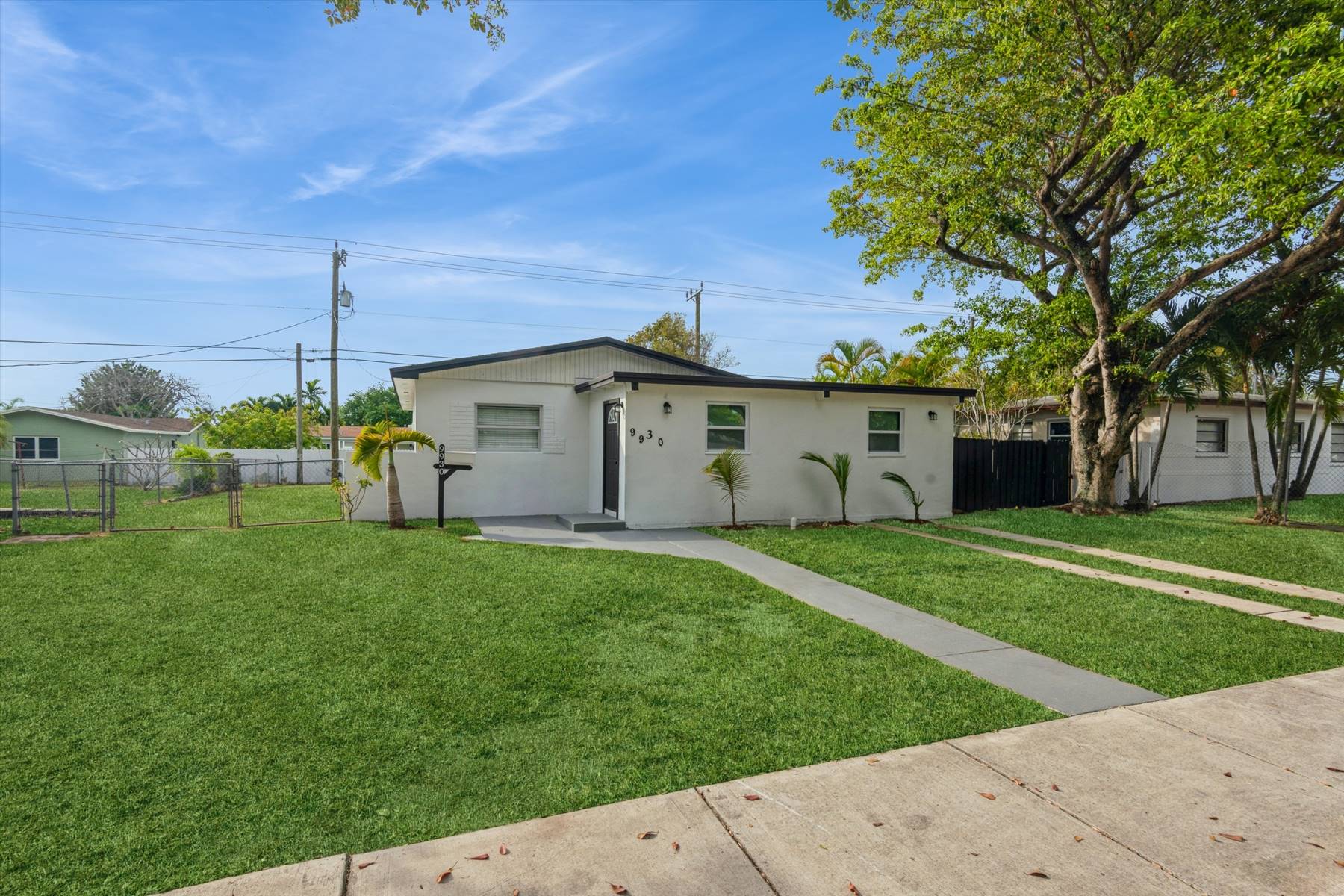 main property photo