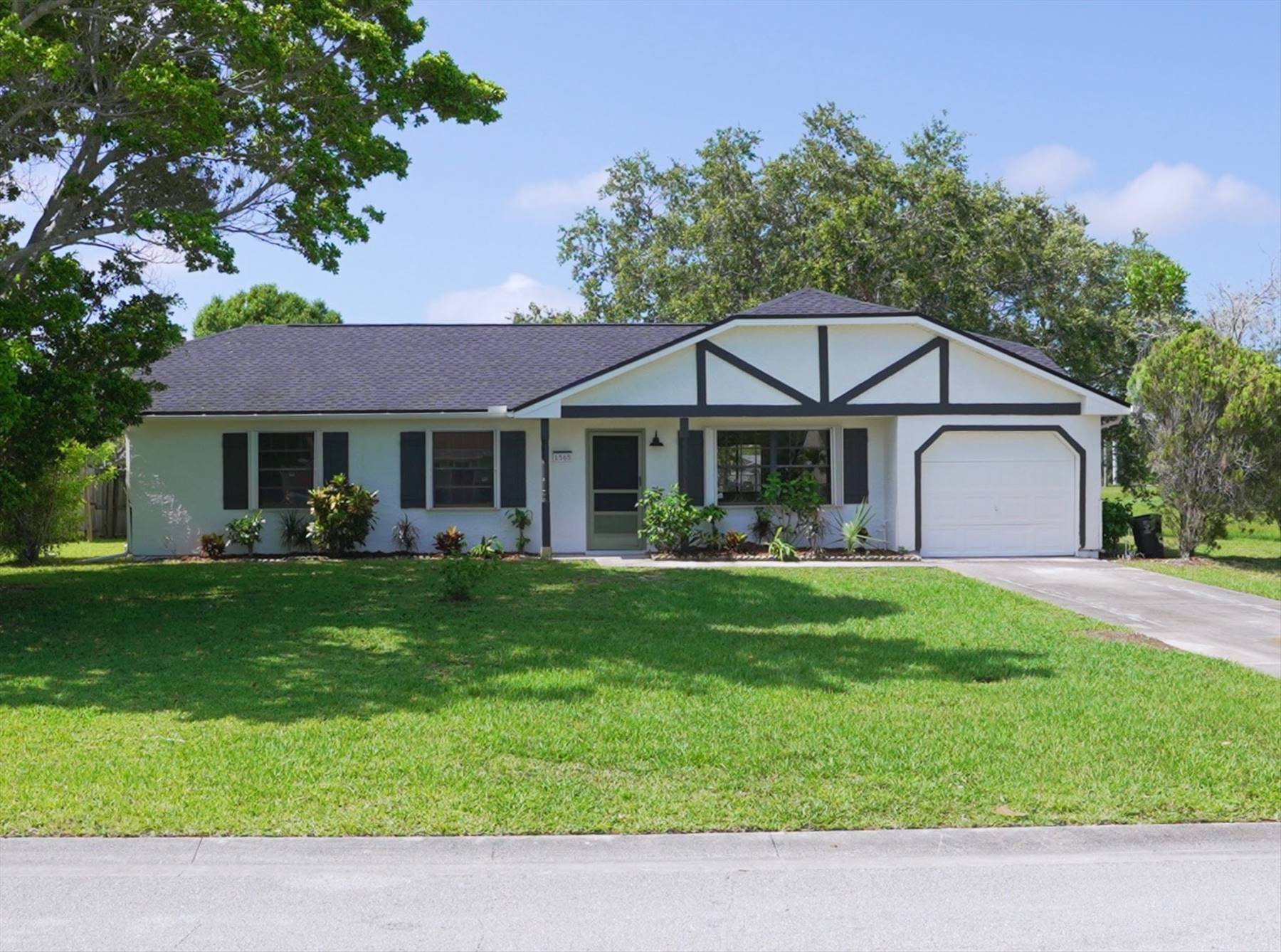 main property photo