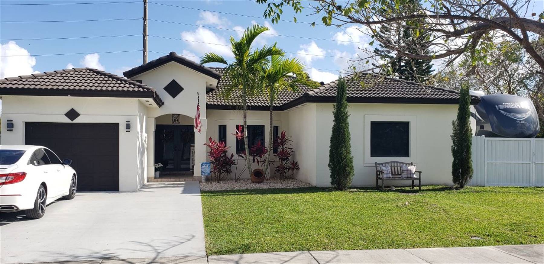 main property photo