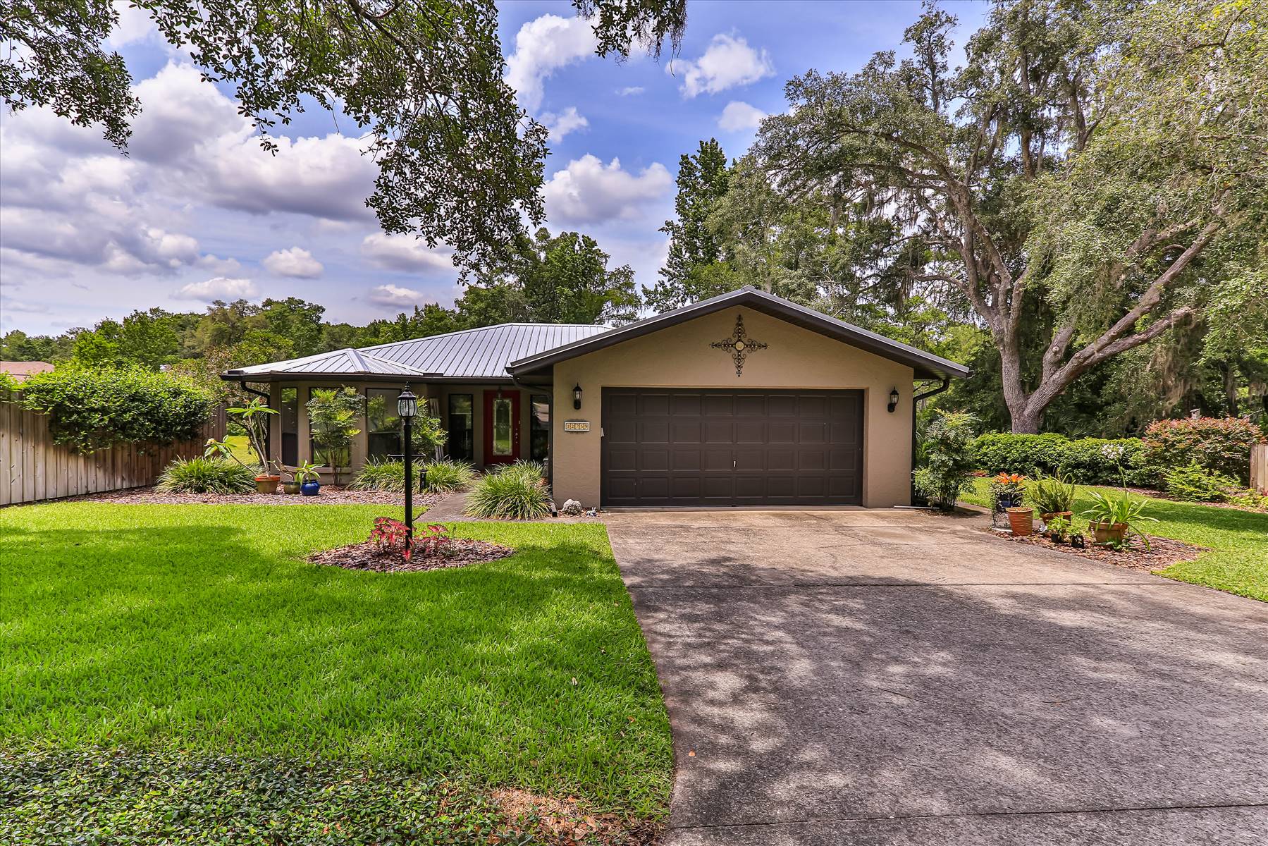 main property photo