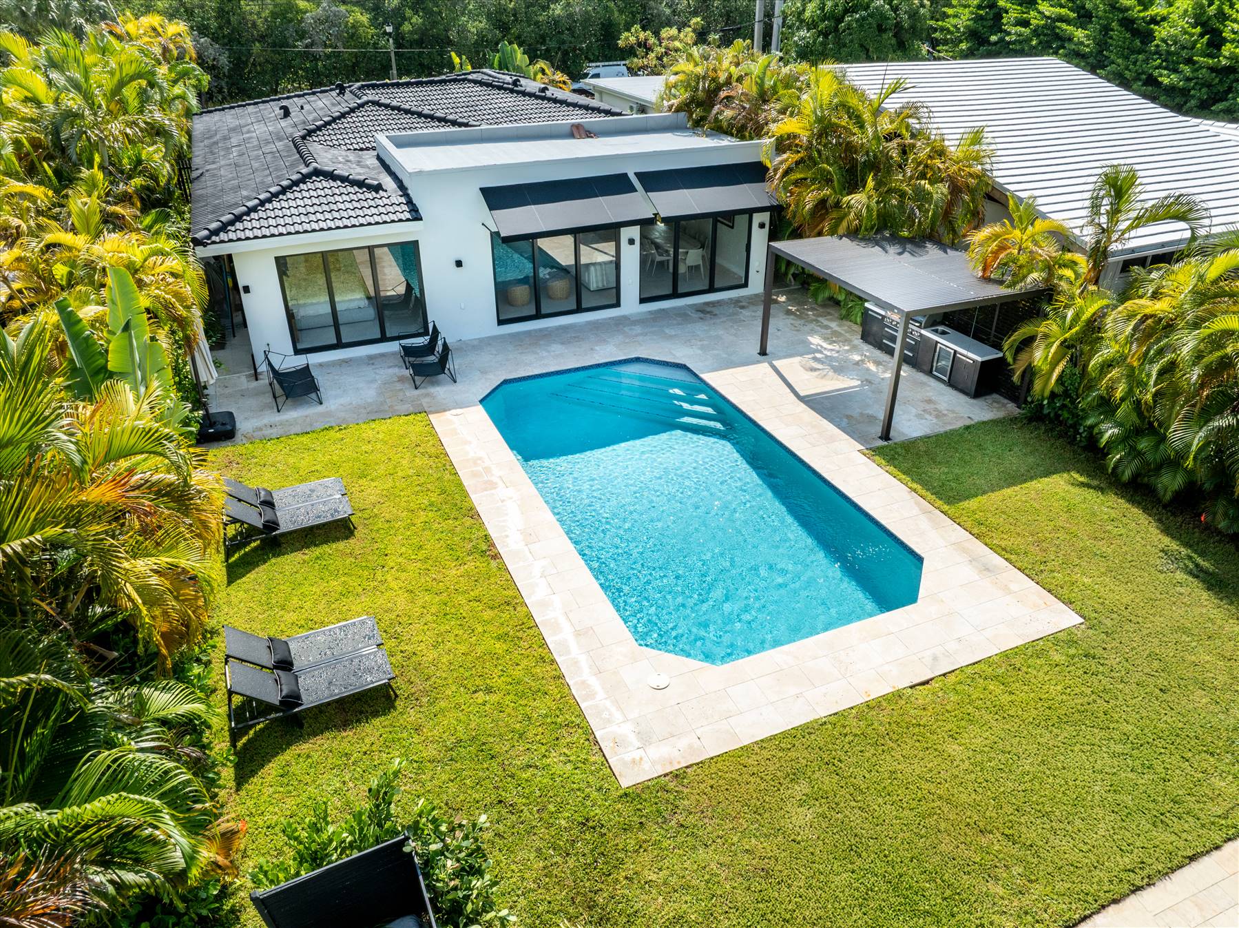 main property photo