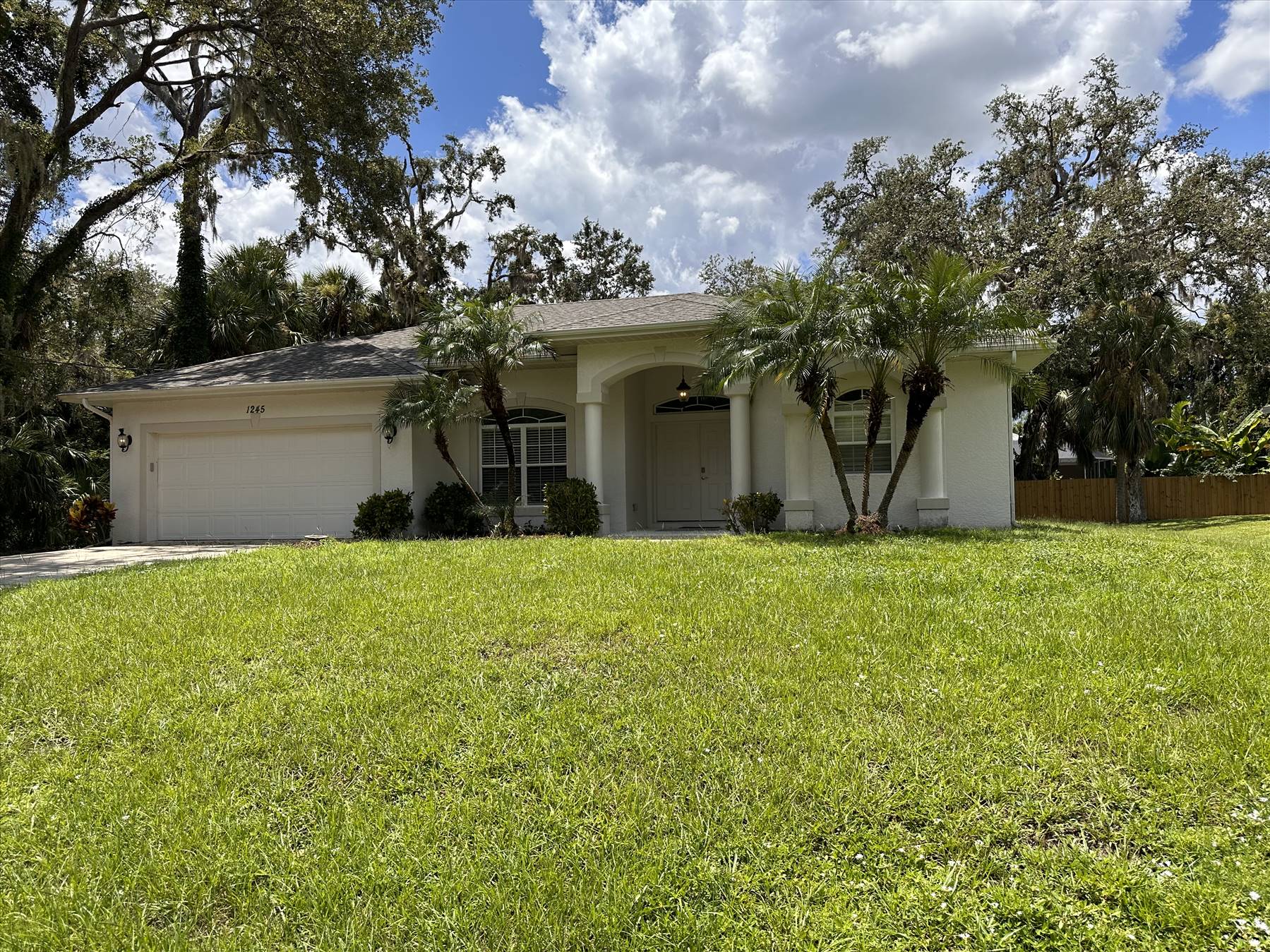 main property photo
