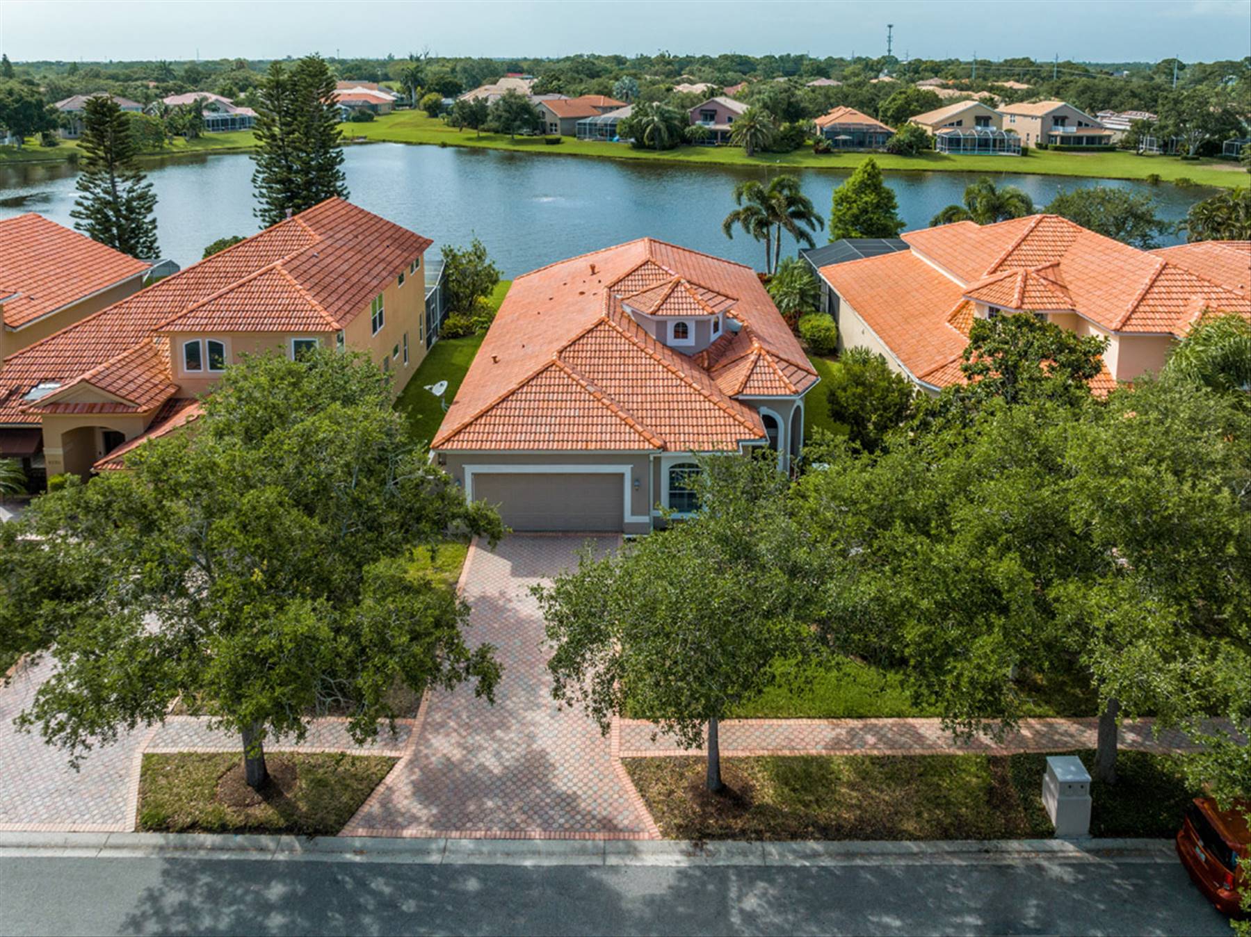 main property photo