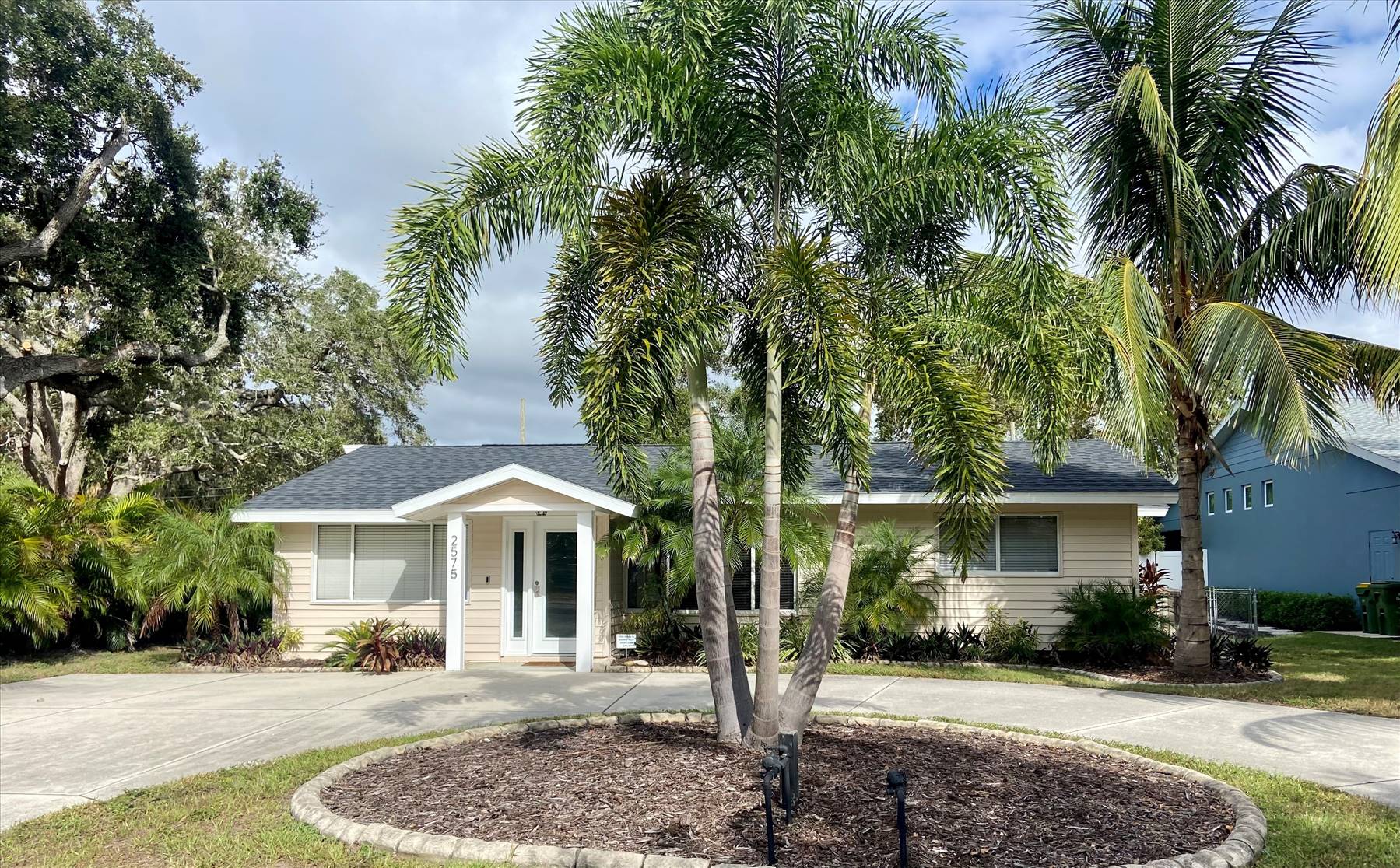 main property photo