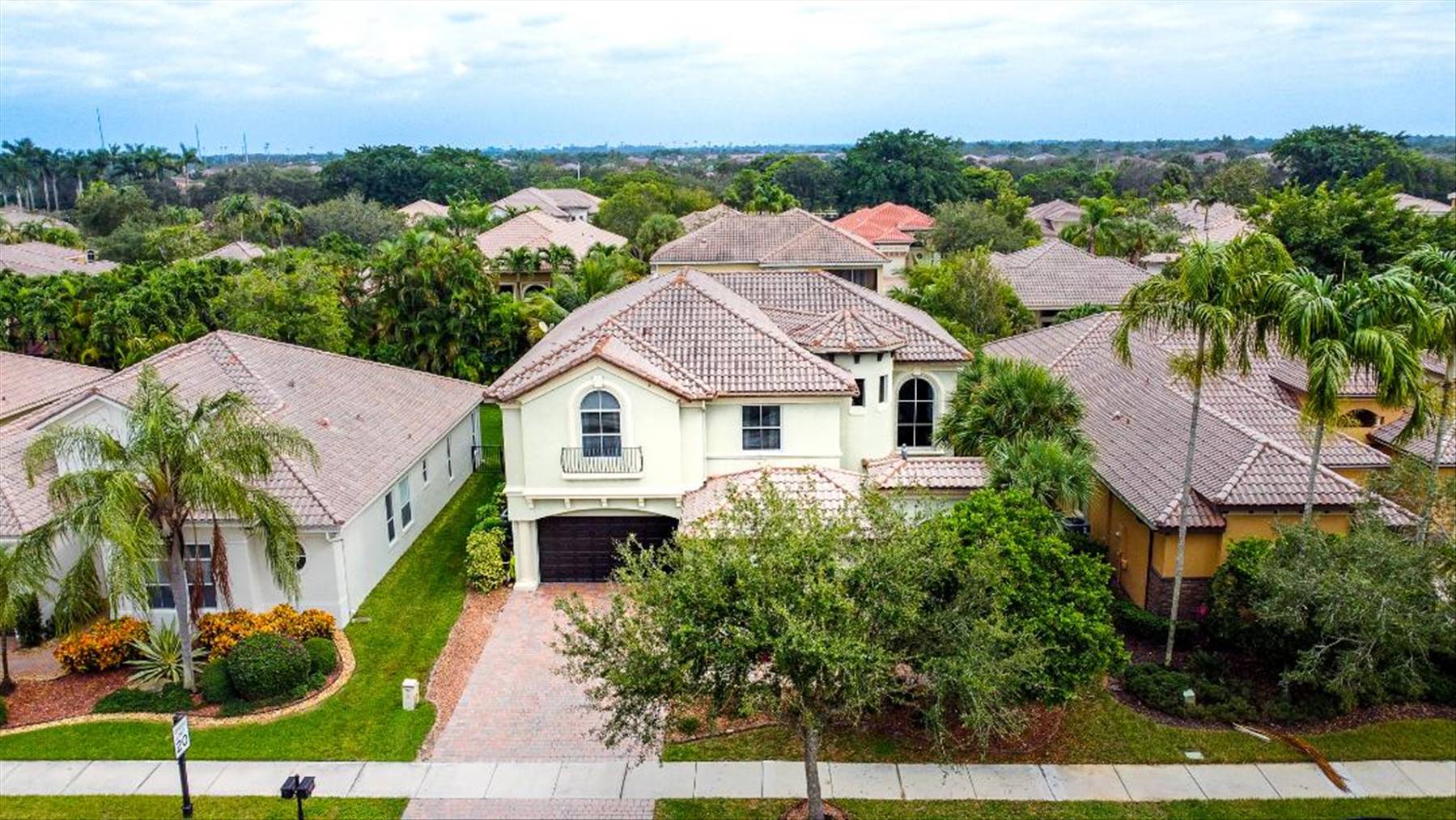 main property photo