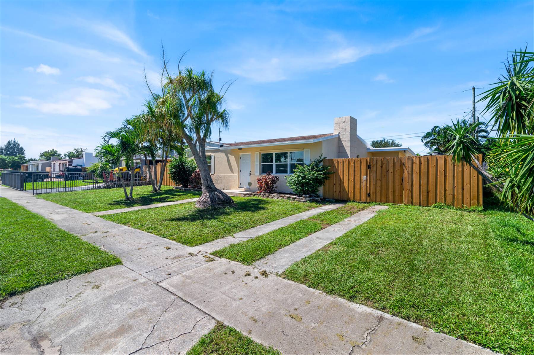main property photo